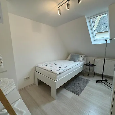 Nyaraló Ganzes Haus In Innenstadt Fuer 3 Kueche Terrasse Wittlich