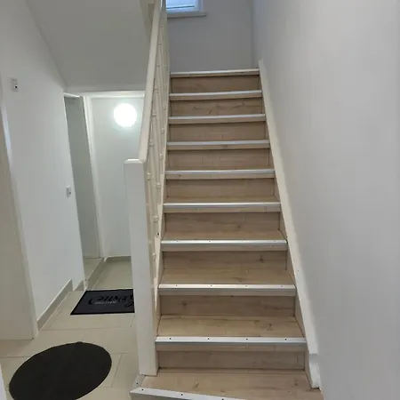 Ganzes Haus In Innenstadt Fuer 3 Kueche Terrasse *