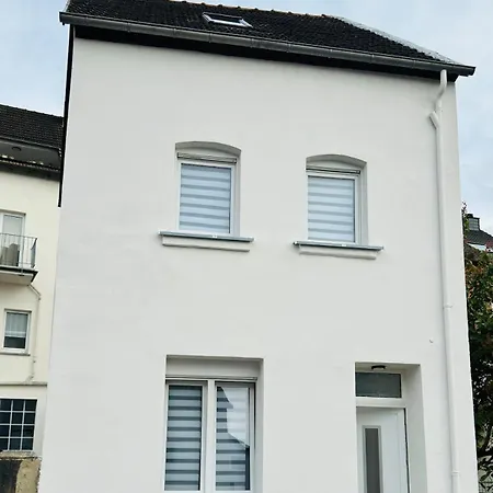 Ganzes Haus In Innenstadt Fuer 3 Kueche Terrasse Casa vacanze Wittlich