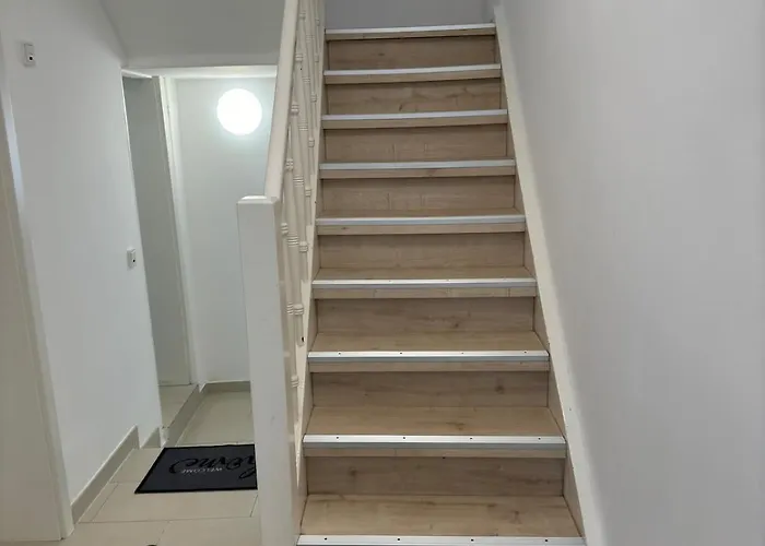 Ganzes Haus In Innenstadt Fuer 3 Kueche Terrasse *